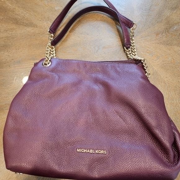 Michael Kors Burgundy Jet Set Lg Shoulder Tote Handbag With Matching Wallet NWT - Picture 15 of 16